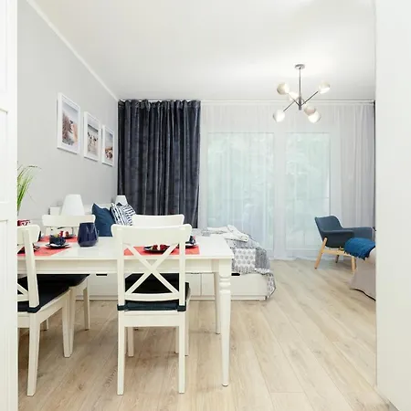 Nadmorskie Studio Z Balkonem - Grunwaldzka Pobierowo By Noclegi Renters Exterior foto